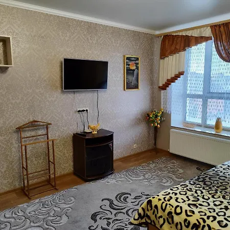 Новобудова Центр Либiдь Плаза Apartment Khmel'nyts'kyy Exterior photo